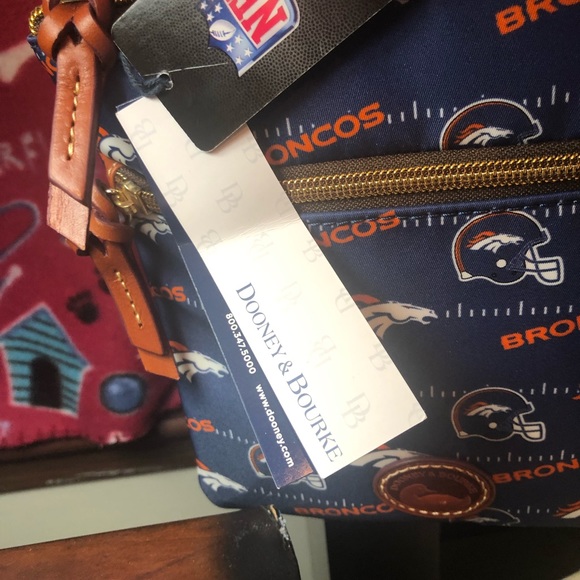 NWT Dooney and Bourke Denver Broncos cross bag - Picture 6 of 6